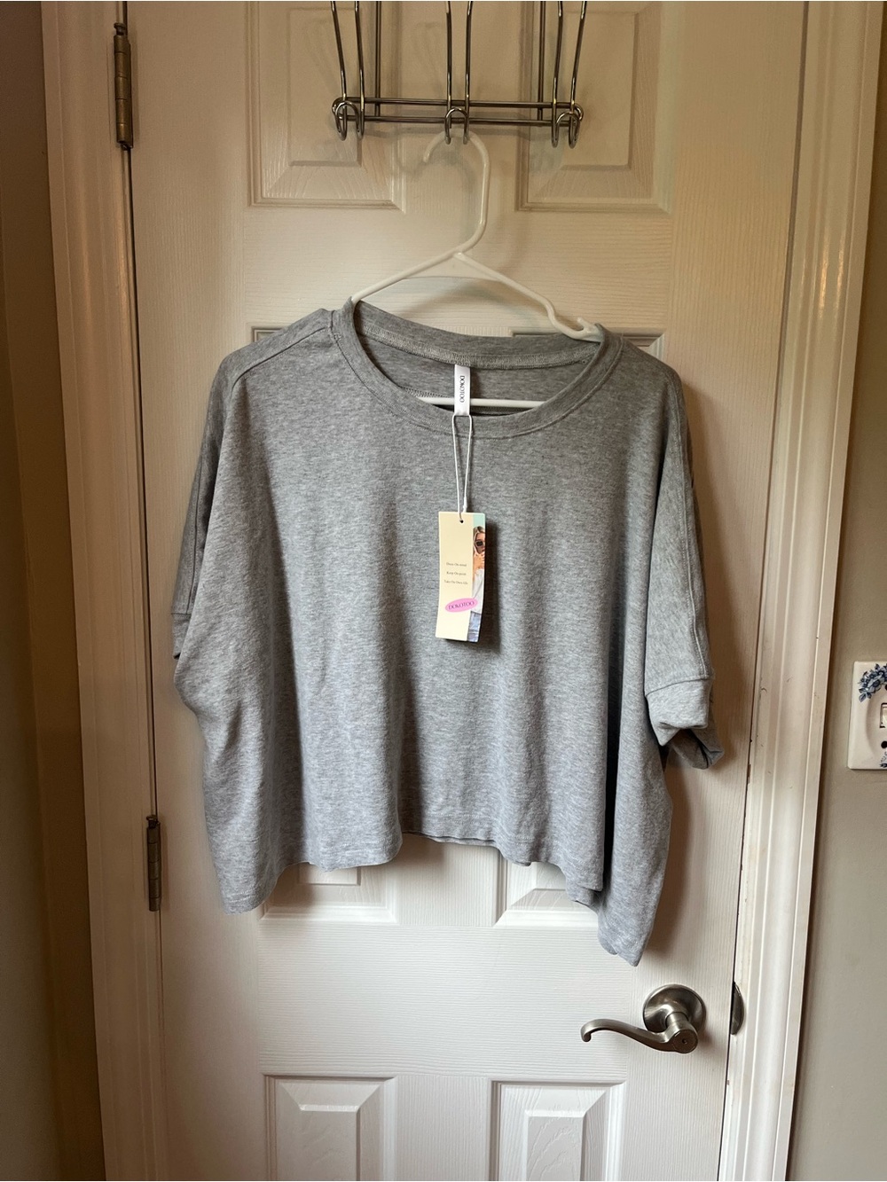 Cropped Boxy Sweatshirt Top in Light Gray - Women's Casual Crop Tee